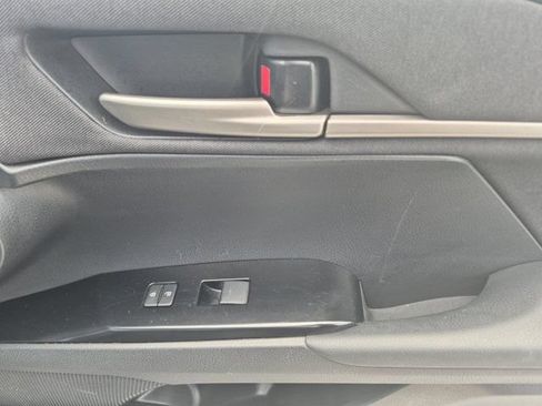 Used 2025 Toyota Camry LE FWD image 33