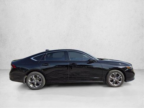 Used 2024 Honda Accord EX-L image 4