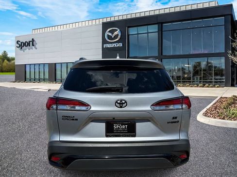 Used 2023 Toyota Corolla Cross AWD Hybrid image 4
