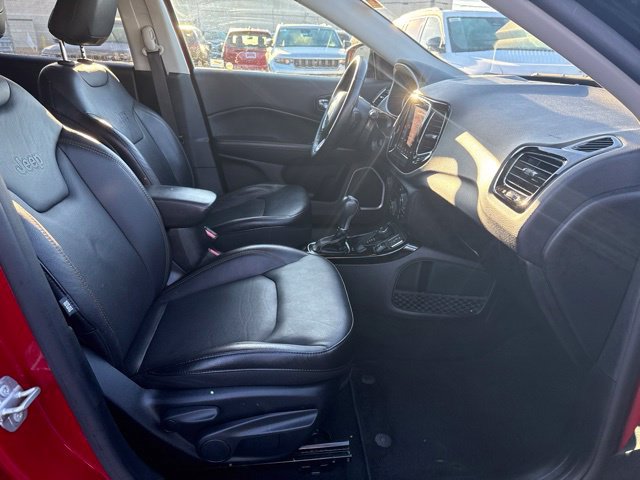 Used 2018 Jeep Compass Limited w/ Navigation Group AWD/4WD image 27
