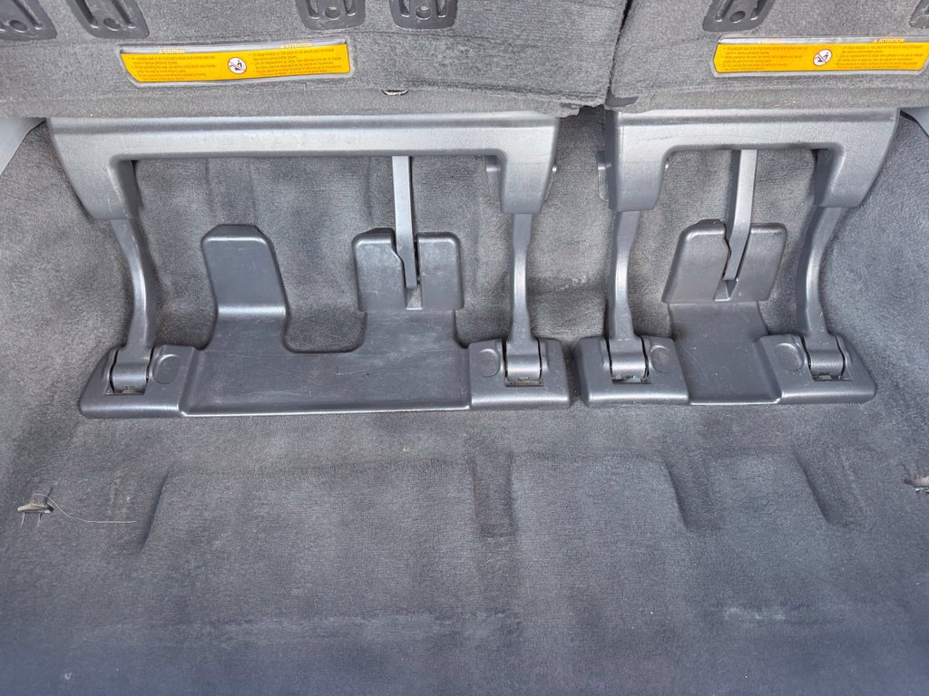 Used 2011 Toyota Sienna SE w/ Preferred Pkg FWD image 21