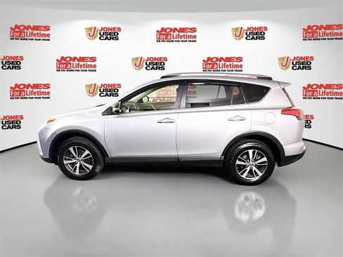 Certified 2018 Toyota RAV4 XLE image 15