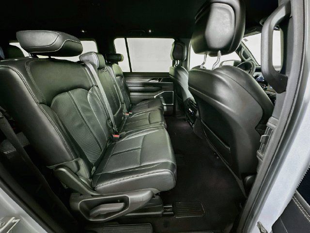 Used 2024 Jeep Wagoneer L Series II w/ Flexible Seating Group RWD image 26