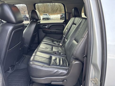 Used 2013 GMC Yukon XL SLT image 13