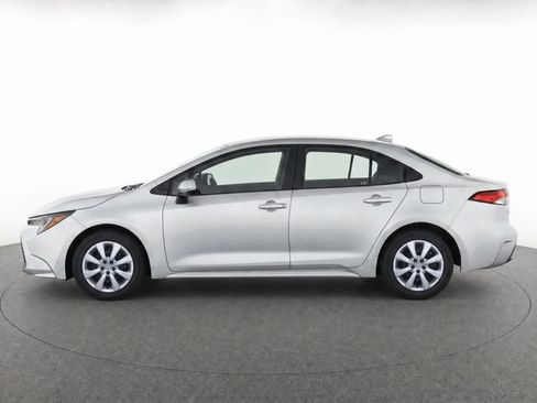 Used 2024 Toyota Corolla LE FWD image 4