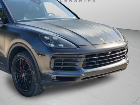 Used 2020 Porsche Cayenne AWD/4WD image 30