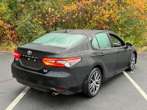 Used 2023 Toyota Camry XLE image 5