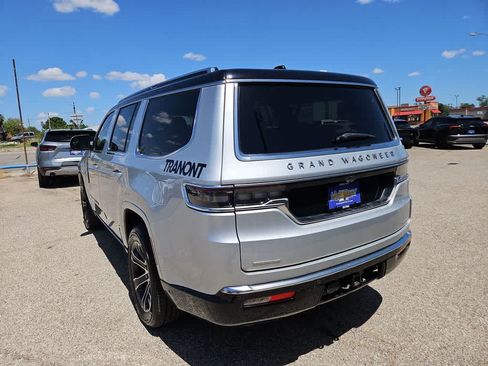 Used 2022 Jeep Grand Wagoneer Series I AWD/4WD image 6