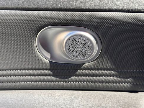 Used 2024 Hyundai Elantra SEL w/ Convenience Package image 19