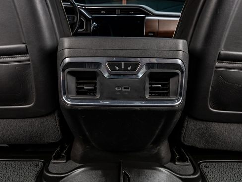 Used 2023 GMC Sierra 1500 Denali Ultimate image 32