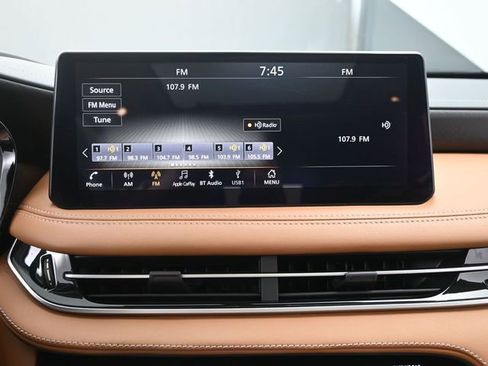 Used 2023 INFINITI QX60 Sensory AWD/4WD image 22