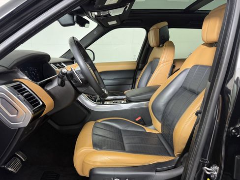 Used 2019 Land Rover Range Rover Sport Autobiography image 4