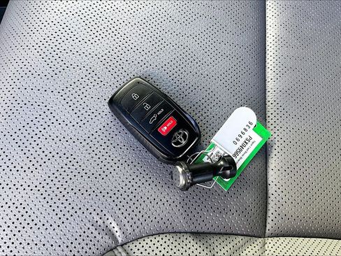 Used 2025 Toyota Sequoia SR5 image 11