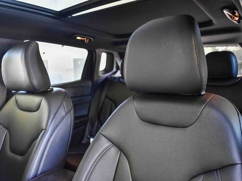 New 2026 Jeep Compass Limited w/ Sun, Sound & Navigation Group image 25