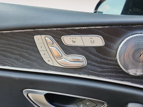 Used 2019 Mercedes-Benz E 450 4MATIC Sedan w/ Driver Assistance Package image 15