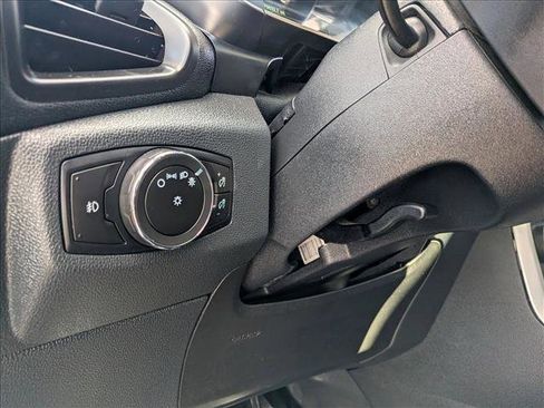 Used 2019 Ford EcoSport Titanium image 16