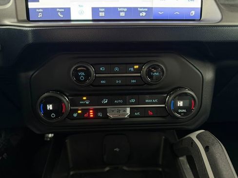 Used 2021 Ford Bronco Outer Banks image 22