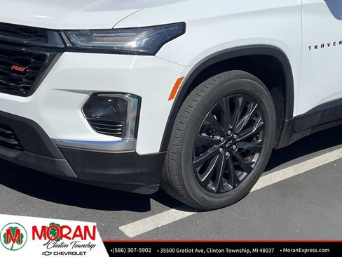 Certified 2023 Chevrolet Traverse RS w/ LPO, Floor Liner Package AWD/4WD image 9