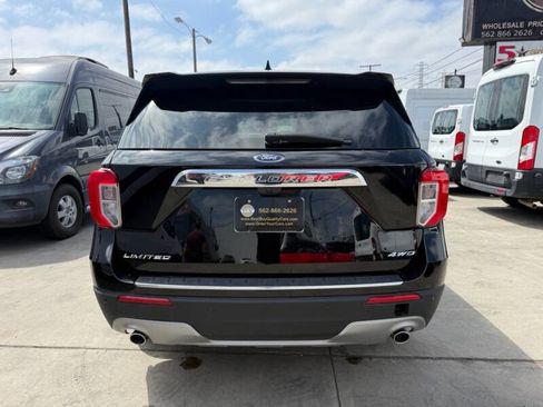 Used 2023 Ford Explorer Limited image 5