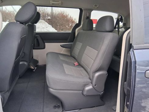 Used 2008 Dodge Grand Caravan SE image 17