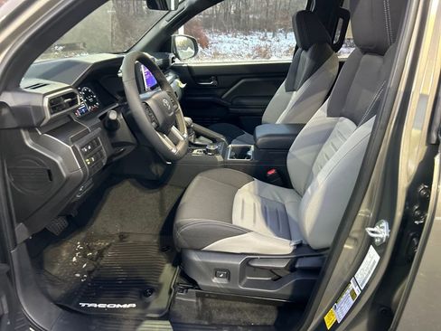 New 2026 Toyota Tacoma TRD Off-Road image 17