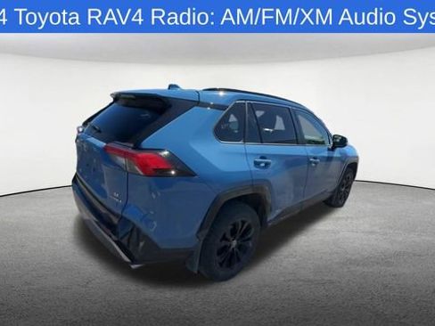 Used 2024 Toyota RAV4 SE w/ Convenience Package AWD/4WD image 9
