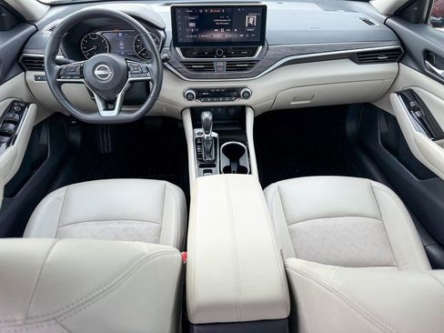 Used 2024 Nissan Altima 2.5 SL AWD/4WD image 14