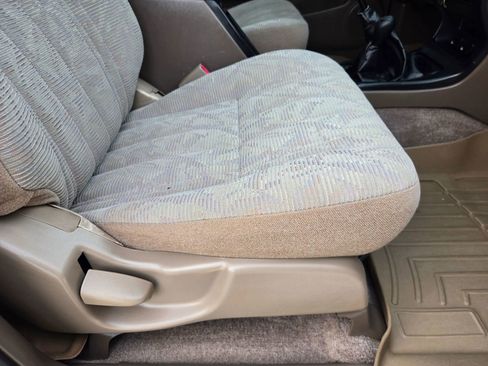 Used 2000 Toyota 4Runner SR5 image 21