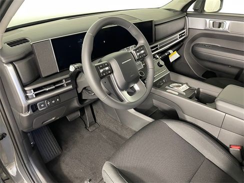 New 2026 Hyundai Santa Fe SE image 3