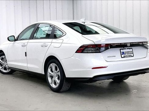 New 2026 Honda Accord LX image 5