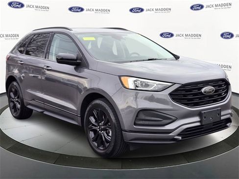 Certified 2022 Ford Edge SE w/ Black Appearance Package image 7
