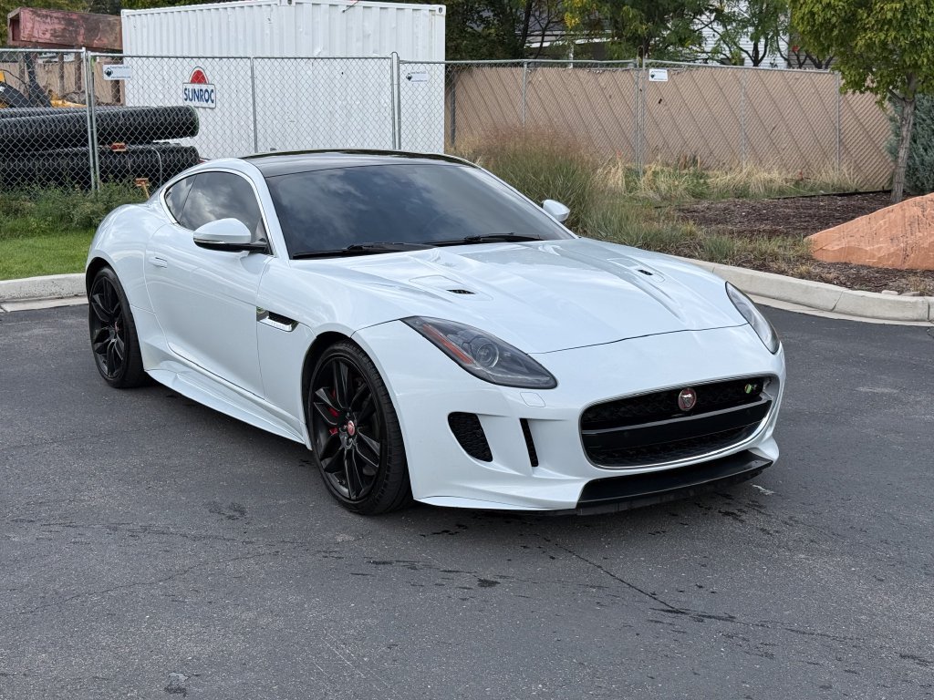 Used 2016 Jaguar F-TYPE R AWD/4WD image 2