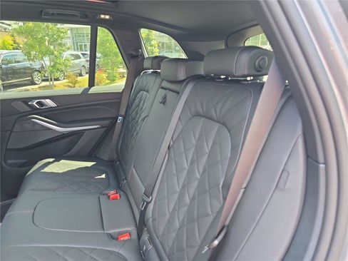 New 2026 BMW X5 xDrive40i w/ Premium Package image 16