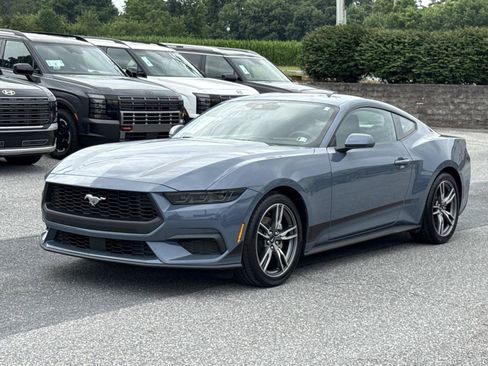 Used 2025 Ford Mustang Coupe w/ Wheel & Stripe Package RWD image 28