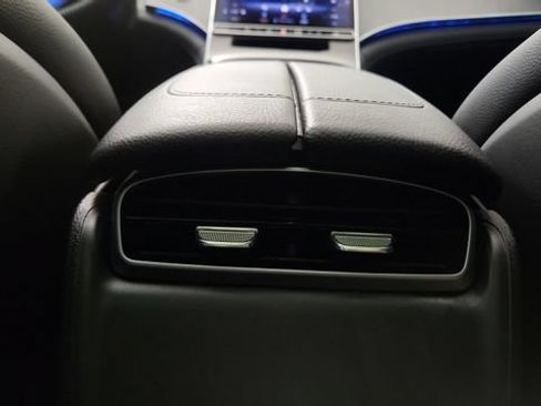 Used 2023 Mercedes-Benz EQE 500 4MATIC Sedan image 72