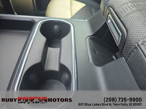 Used 2024 Chevrolet Silverado 3500 High Country w/ High Country Premium Package image 25