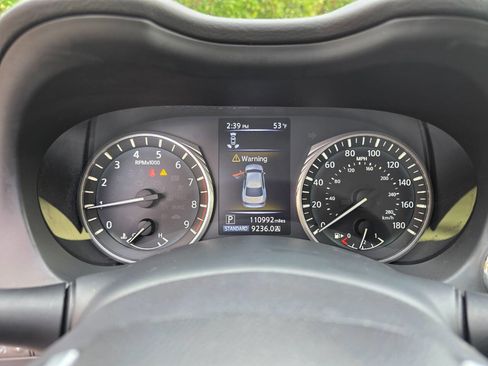 Used 2018 INFINITI Q50 Luxe w/ Essential Package (3.0T Luxe) image 15