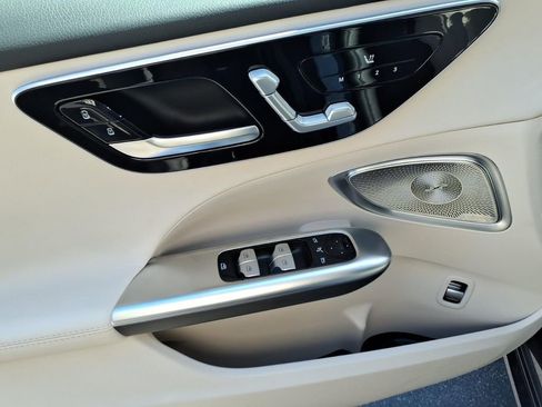 New 2026 Mercedes-Benz C 300 4MATIC Sedan image 12