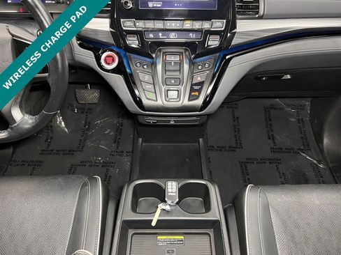 Used 2022 Honda Odyssey Elite image 7