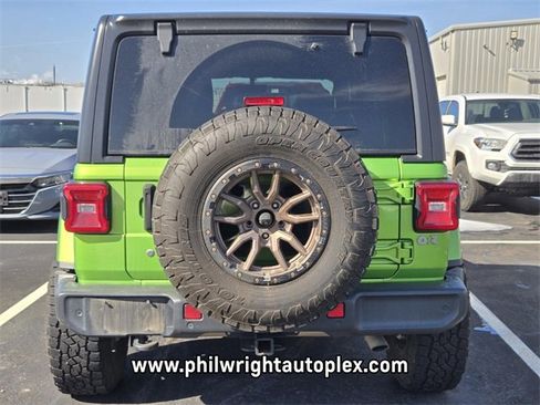 Used 2018 Jeep Wrangler Unlimited Sahara w/ Dual Top Group image 3