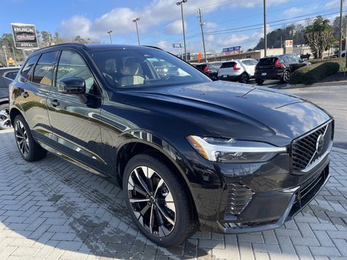 New 2026 Volvo XC60 B5 Plus w/ Protection Package Premier image 3