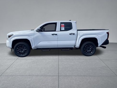 New 2025 Toyota Tacoma SR image 4