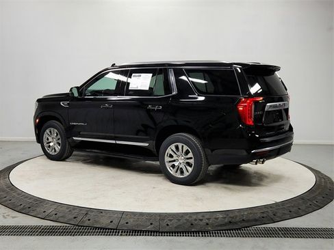 Used 2023 GMC Yukon Denali image 5