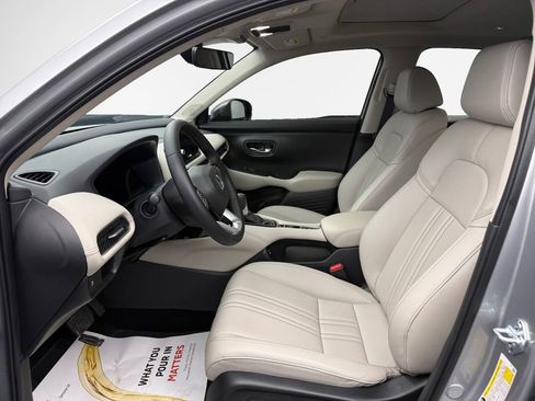Used 2026 Honda HR-V EX-L image 12