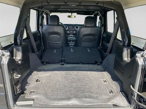Used 2021 Jeep Wrangler Unlimited Sahara AWD/4WD image 26