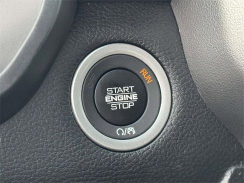 New 2026 RAM 1500 4x4 Crew Cab image 7