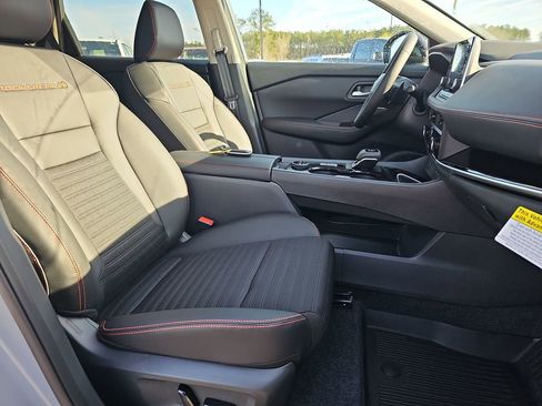 New 2026 Nissan Rogue SV AWD/4WD image 13