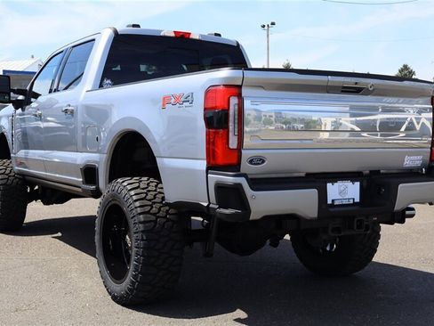 Used 2023 Ford F350 Platinum w/ FX4 Off-Road Package AWD/4WD image 3