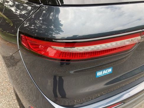 Used 2021 Lincoln Corsair Reserve w/ Elements Package image 14