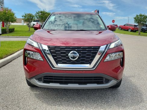 Certified 2021 Nissan Rogue SV FWD image 2